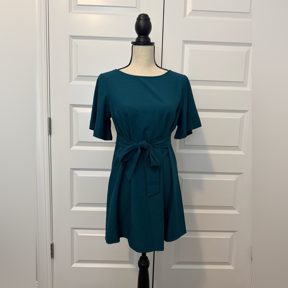 Isabel Maternity by Ingrid & Isabel Teal Tie-Waist Flutter Sleeve Dress